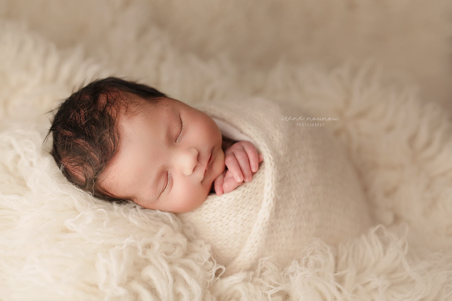 Fotografía newborn bebé recién nacido Barcelona Fotografía newborn bebé recién nacido Barcelona
