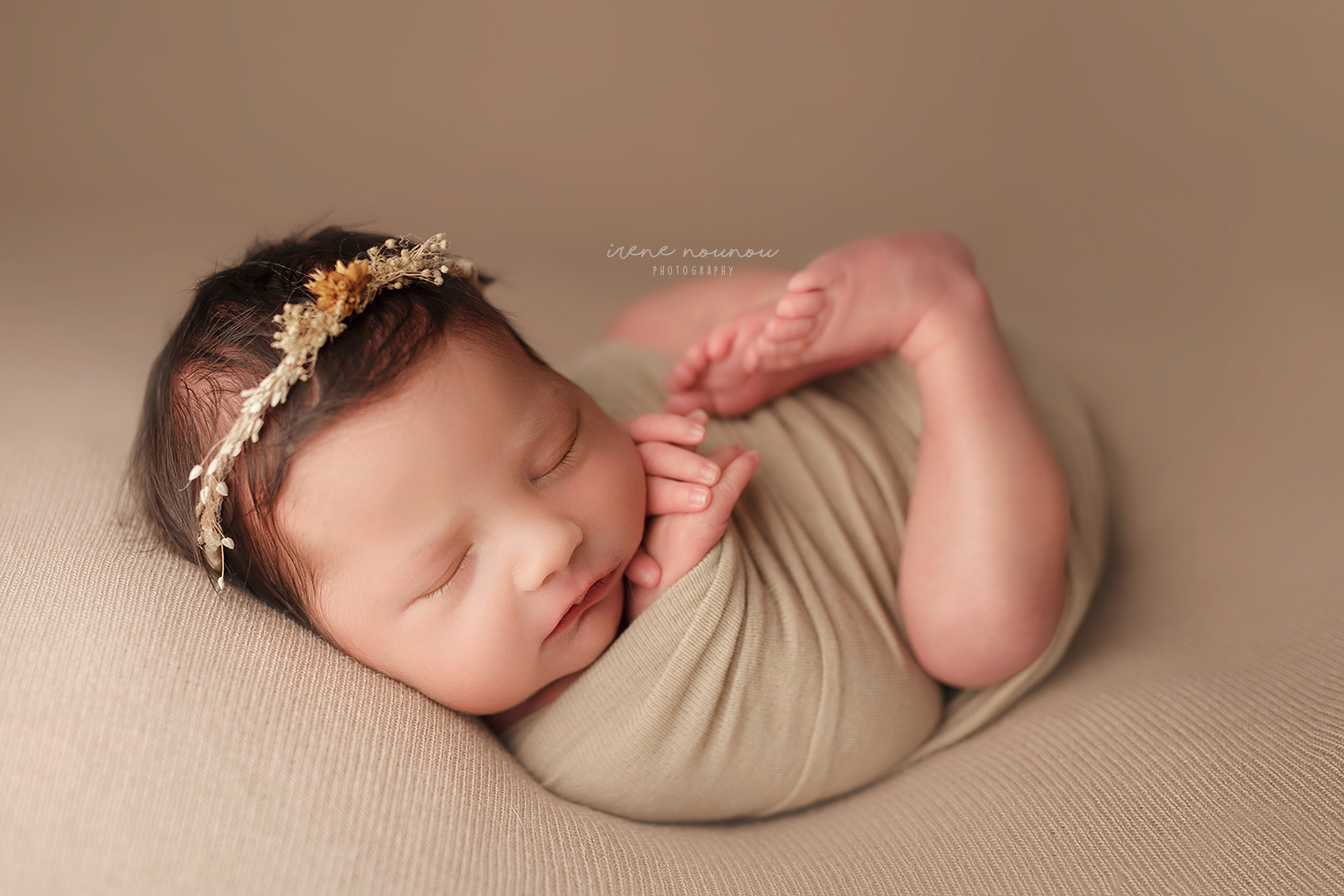 Fotografía newborn bebé recién nacido Barcelona Fotografía newborn bebé recién nacido Barcelona