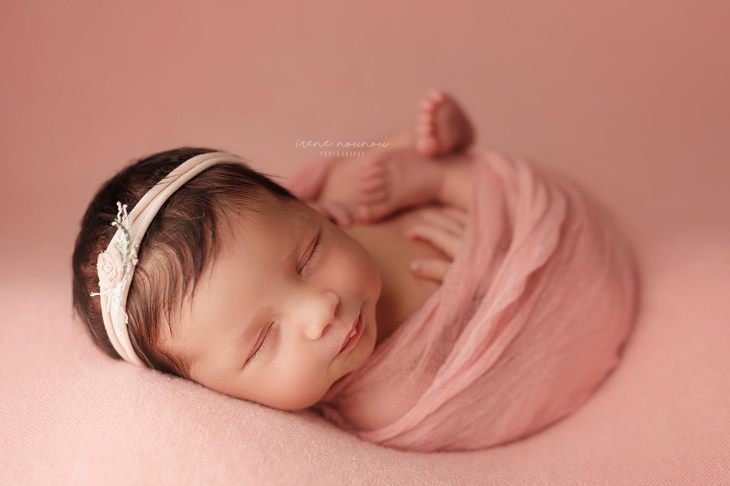 Fotografía newborn bebé recién nacido Barcelona Fotografía newborn bebé recién nacido Barcelona