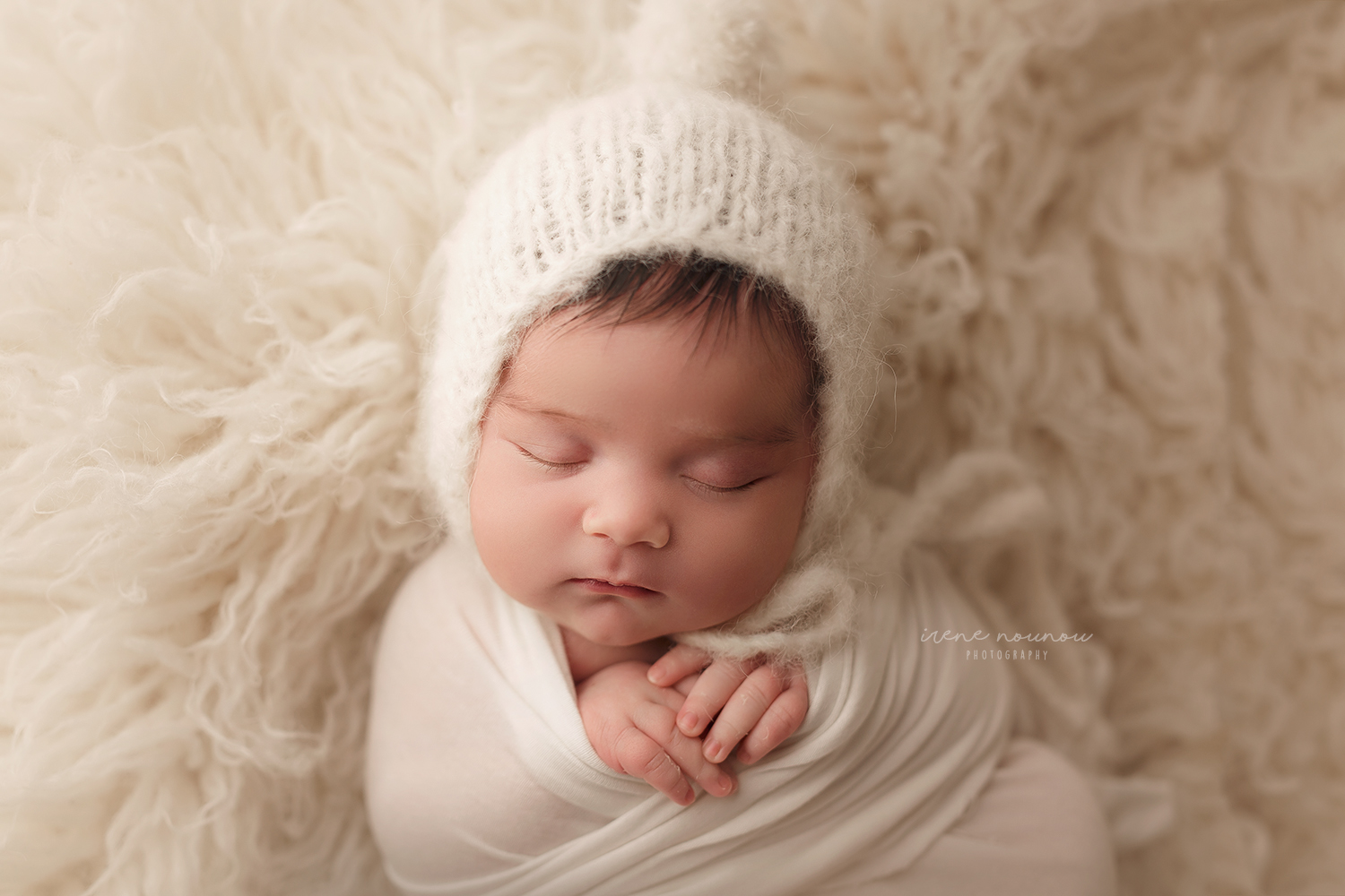 Fotografía newborn bebé recién nacido en Barcelona Fotografía newborn bebé recién nacido en Barcelona