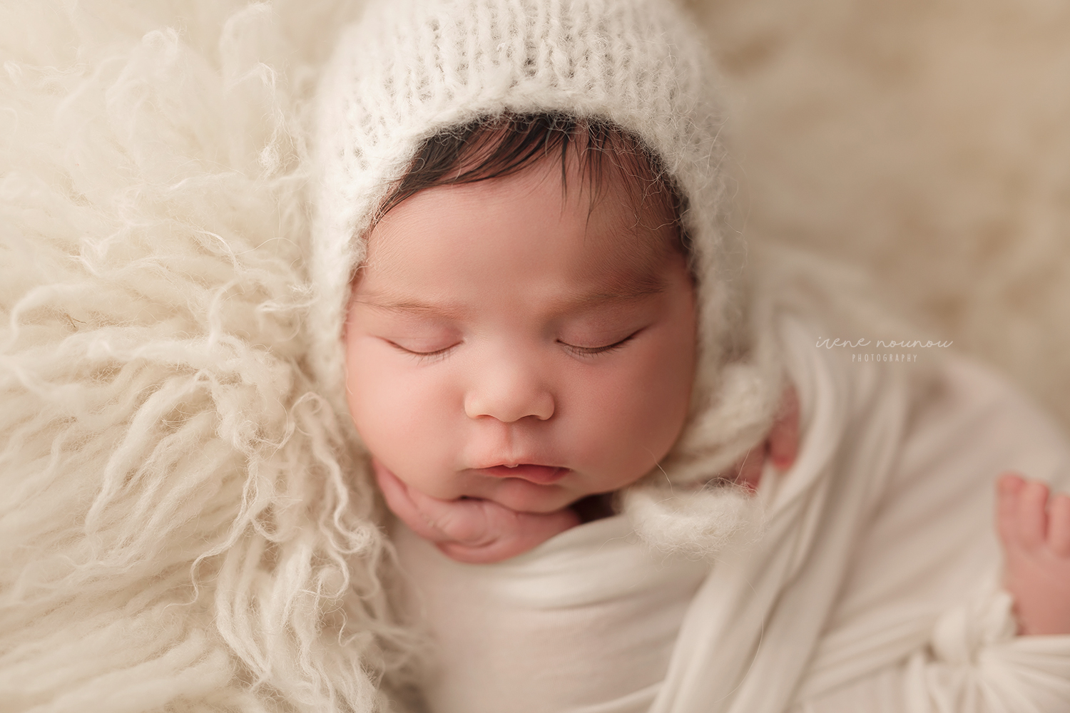 Fotografía newborn bebé recién nacido en Barcelona Fotografía newborn bebé recién nacido en Barcelona