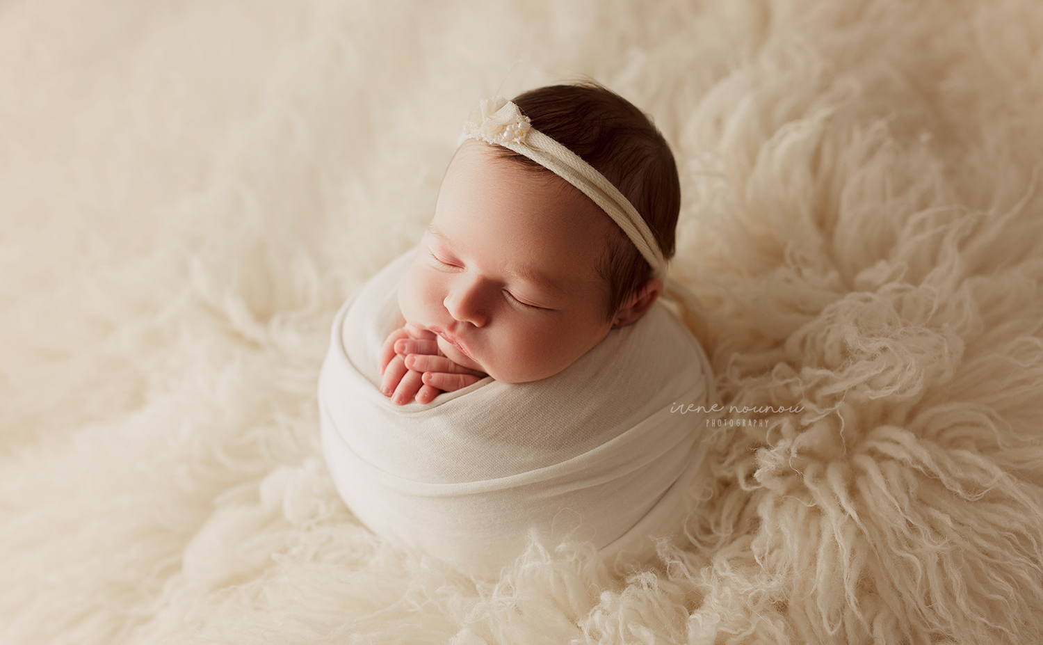 Reportaje fotografía newborn Sant Cugat del Vallès Barcelona Reportaje fotografía newborn Sant Cugat del Vallès Barcelona